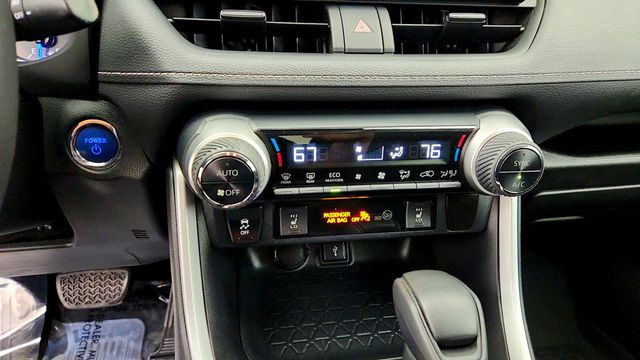 2021 Toyota RAV4 Hybrid XLE AWD w/ Weather Package - 23100384 - 17