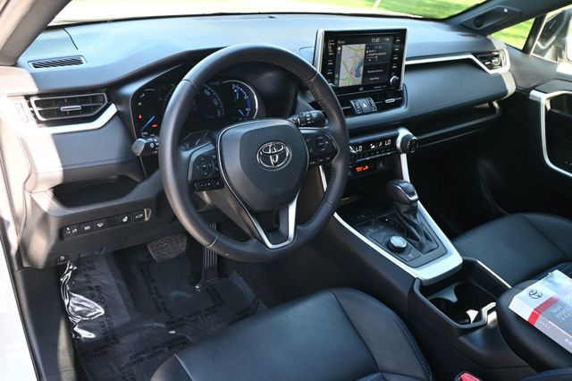2021 Toyota RAV4 Hybrid XSE AWD - 22954155 - 6