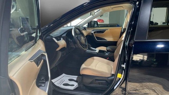 2021 Toyota RAV4 LE AWD - 22976952 - 9