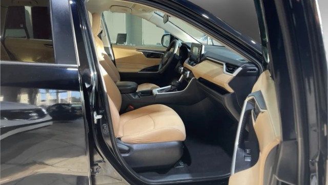 2021 Toyota RAV4 LE AWD - 22976952 - 12