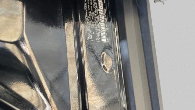 2021 Toyota RAV4 LE AWD - 22976952 - 19