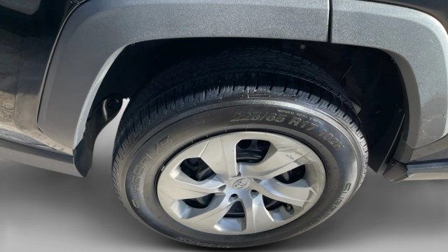 2021 Toyota RAV4 LE AWD - 22976952 - 21