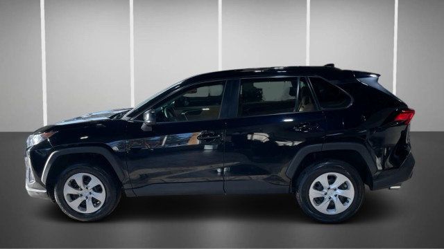 2021 Toyota RAV4 LE AWD - 22976952 - 4