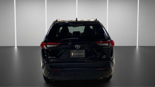 2021 Toyota RAV4 LE AWD - 22976952 - 7