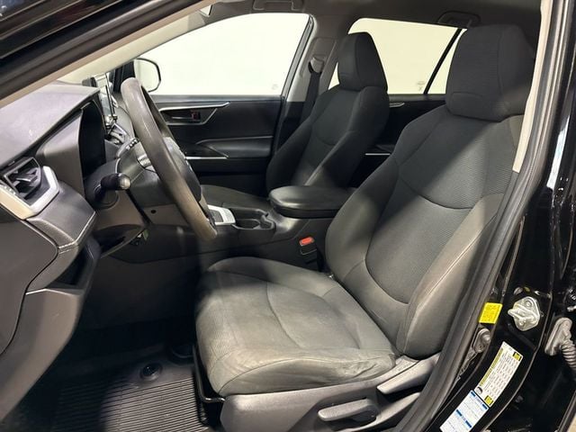 2021 Toyota RAV4 LE AWD - 22995560 - 22