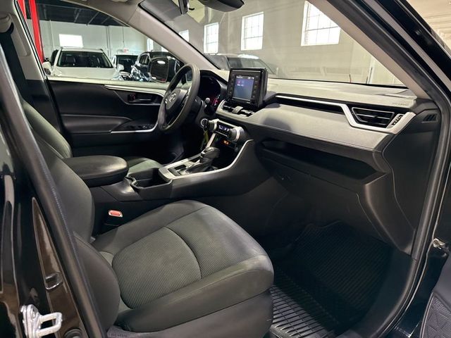 2021 Toyota RAV4 LE AWD - 22995560 - 36