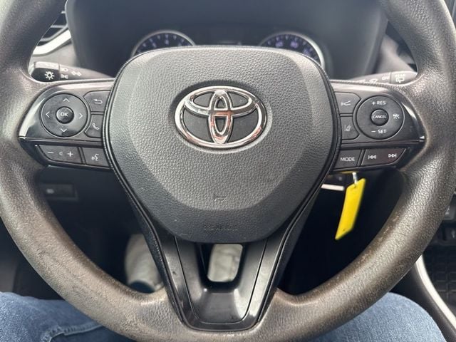 2021 Toyota RAV4 LE AWD - 22995560 - 8