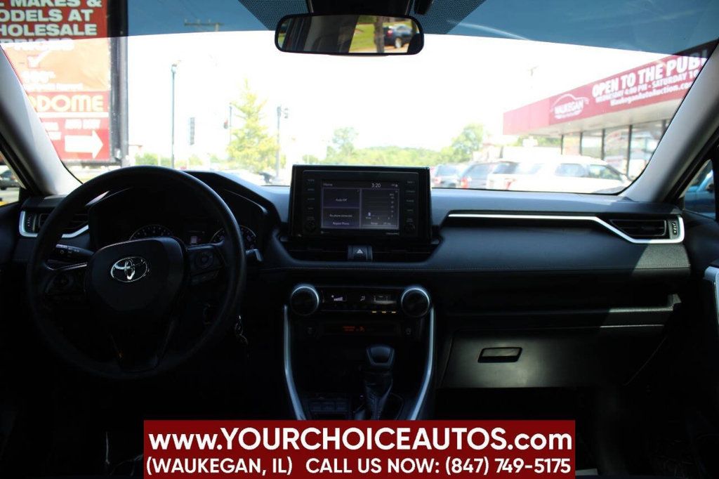 2021 Toyota RAV4 LE AWD - 22889880 - 19