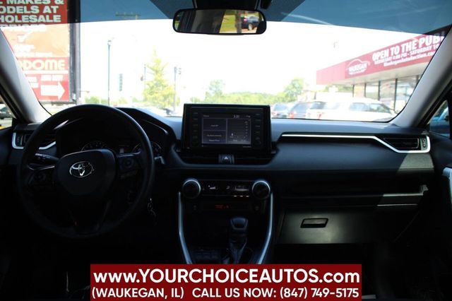 2021 Toyota RAV4 LE AWD - 22889880 - 19