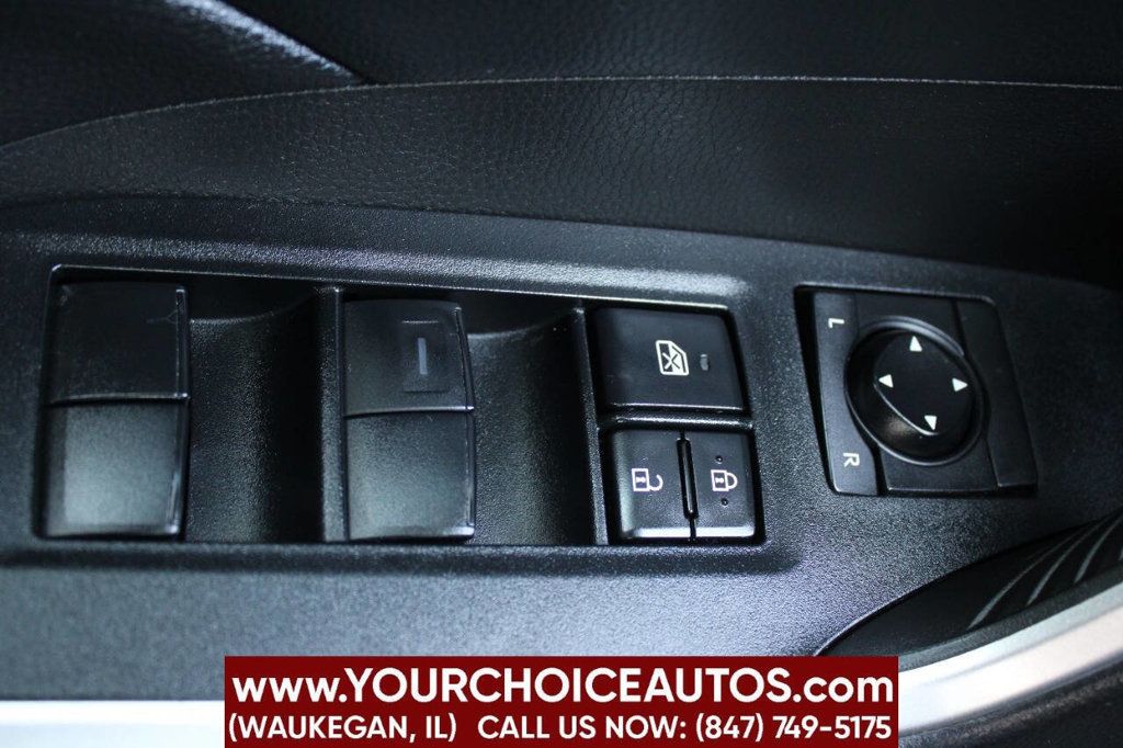 2021 Toyota RAV4 LE AWD - 22889880 - 29