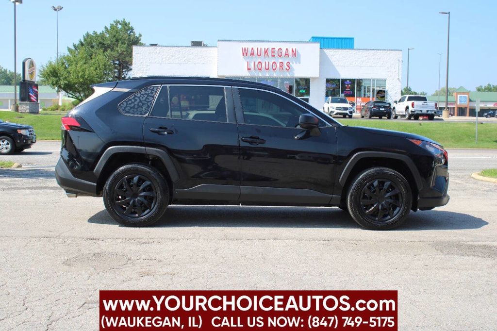 2021 Toyota RAV4 LE AWD - 22889880 - 3