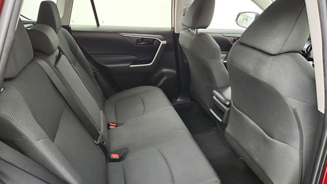 2021 Toyota RAV4 LE AWD - 22944370 - 20
