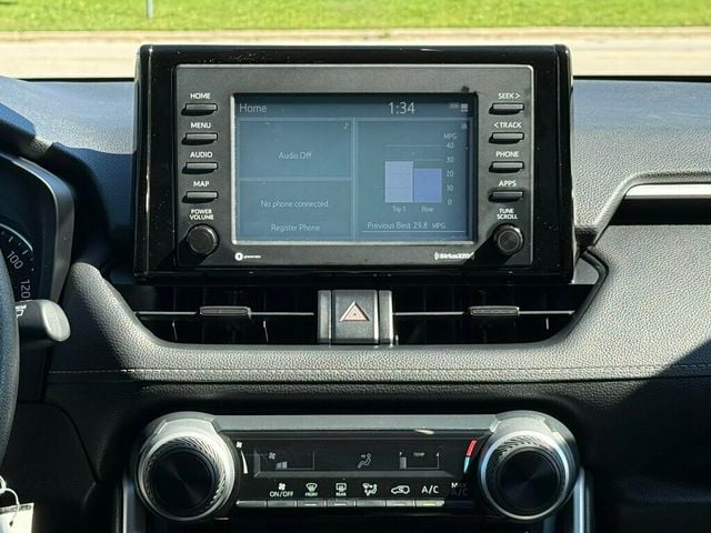 2021 Toyota RAV4 LE AWD - 23083666 - 20