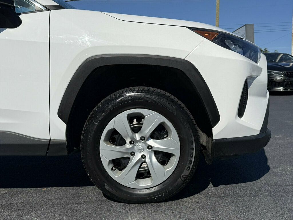 2021 Toyota RAV4 LE AWD - 23083666 - 29