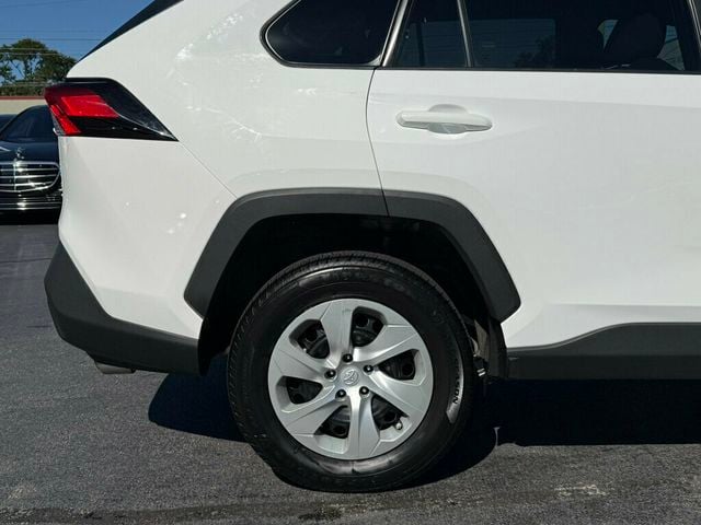 2021 Toyota RAV4 LE AWD - 23083666 - 30