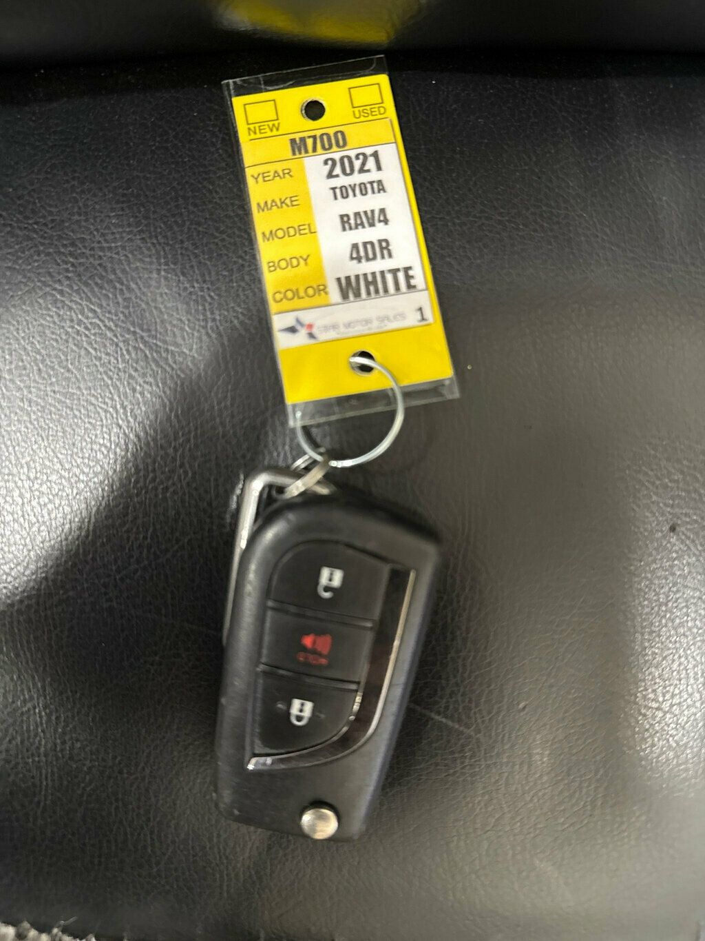 2021 Toyota RAV4 LE AWD - 23083666 - 34