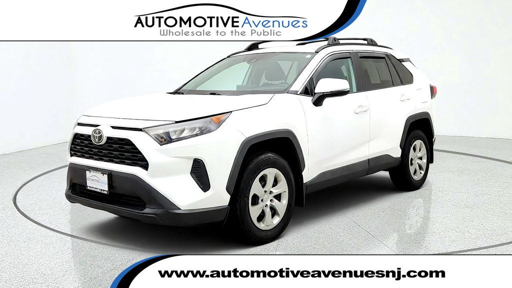 2021 Toyota RAV4 LE AWD w/ Blind Spot Monitor Package - 23084964 | Video 1