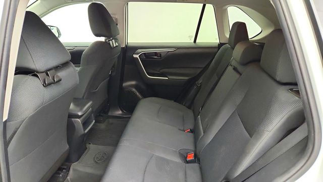 2021 Toyota RAV4 LE AWD w/ Blind Spot Monitor Package - 23084964 - 16