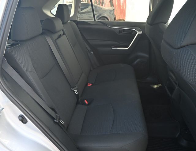 2021 Toyota RAV4 LE FWD - 22920896 - 15