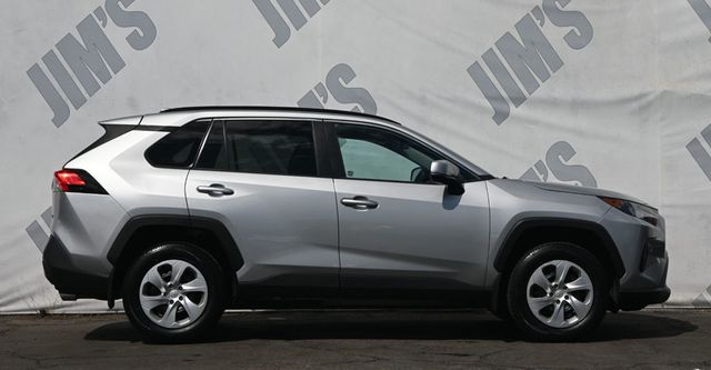 2021 Toyota RAV4 LE FWD - 22920896 - 3