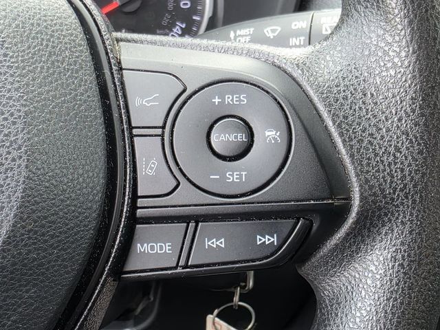 2021 Toyota RAV4 LE FWD - 22950596 - 20