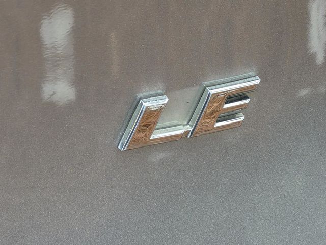 2021 Toyota RAV4 LE FWD - 22950596 - 23