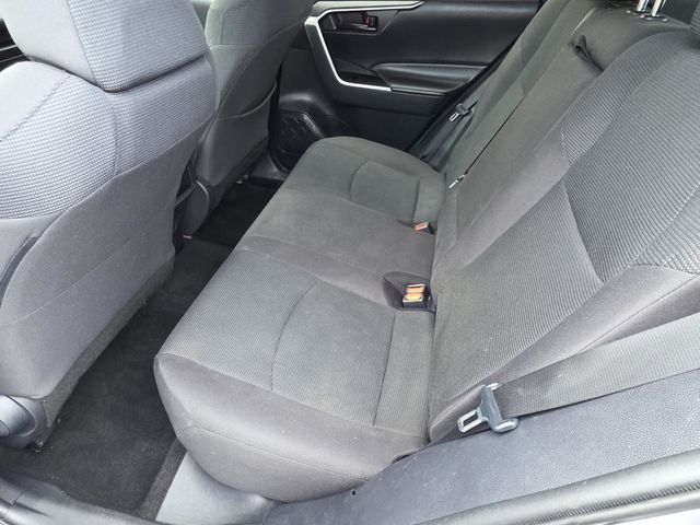 2021 Toyota RAV4 LE FWD - 22950596 - 7