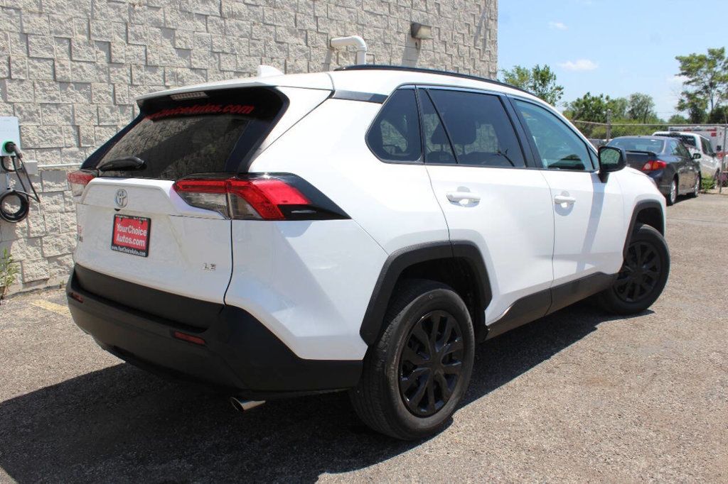 2021 Toyota RAV4 LE FWD - 22873667 - 5