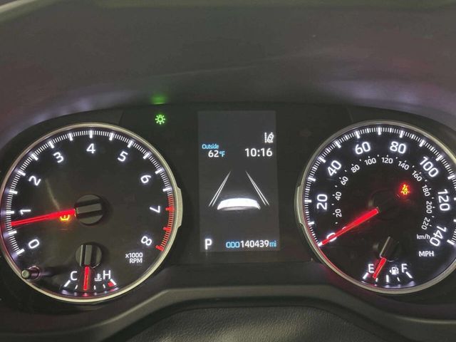 2021 Toyota RAV4 LE FWD - 23031723 - 31