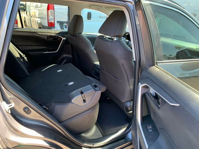 2021 Toyota RAV4 LE FWD Ex Key - 22941525 - 24