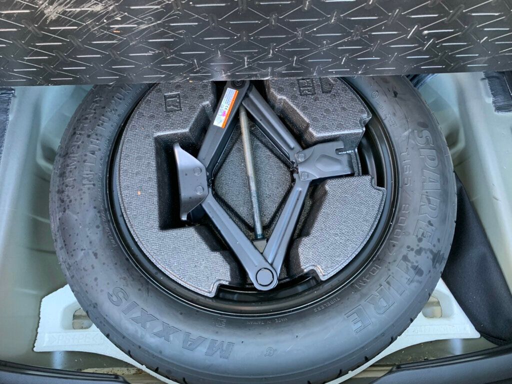 2021 Toyota RAV4 LE FWD Ex Key - 22941525 - 32