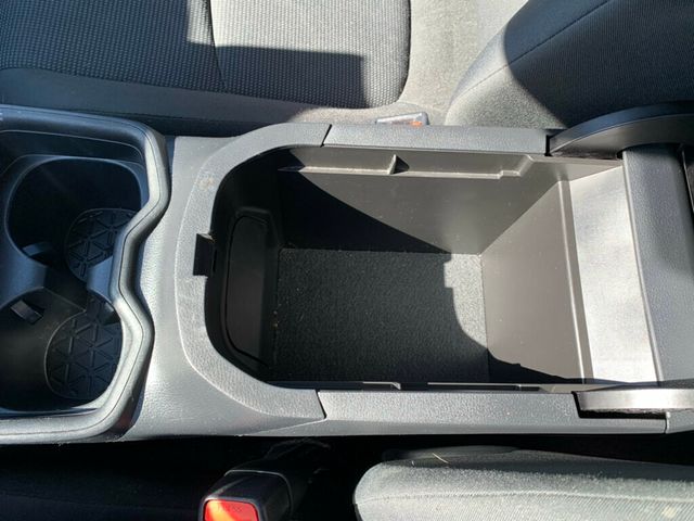 2021 Toyota RAV4 LE FWD Ex Key - 22941525 - 37