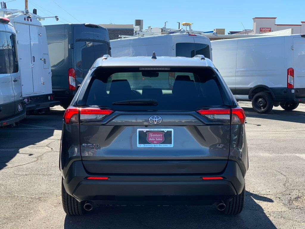 2021 Toyota RAV4 LE FWD Ex Key - 22941525 - 7