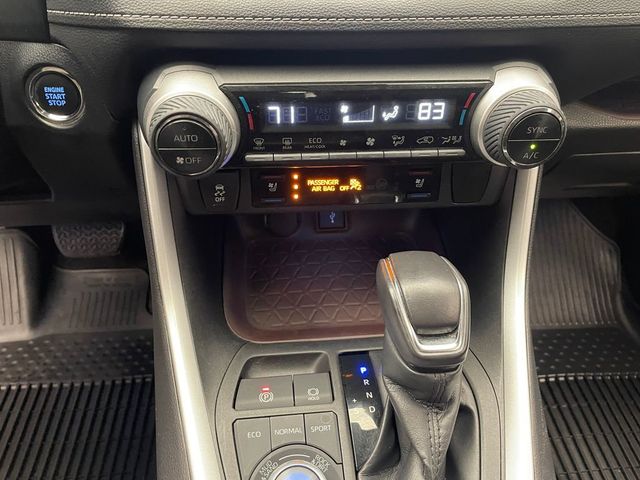 2021 Toyota RAV4 Limited AWD - 22946627 - 26