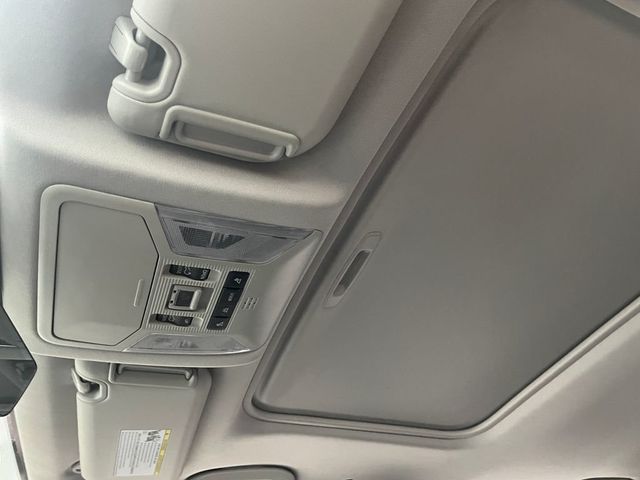 2021 Toyota RAV4 Limited AWD - 22946627 - 30