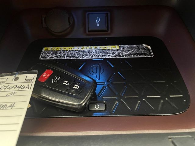 2021 Toyota RAV4 Limited AWD - 22977018 - 27