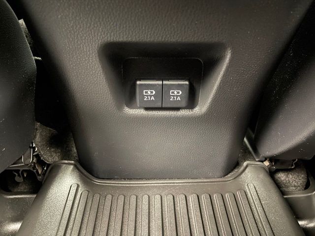 2021 Toyota RAV4 Limited AWD - 22977018 - 38