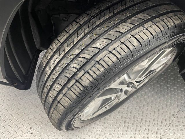 2021 Toyota RAV4 Limited AWD - 22977018 - 47