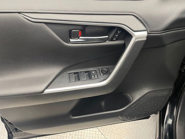 2021 Toyota RAV4 Limited AWD - 22977018 - 8