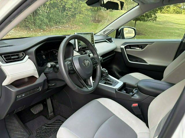 2021 Toyota RAV4 Limited FWD - 23100034 - 12