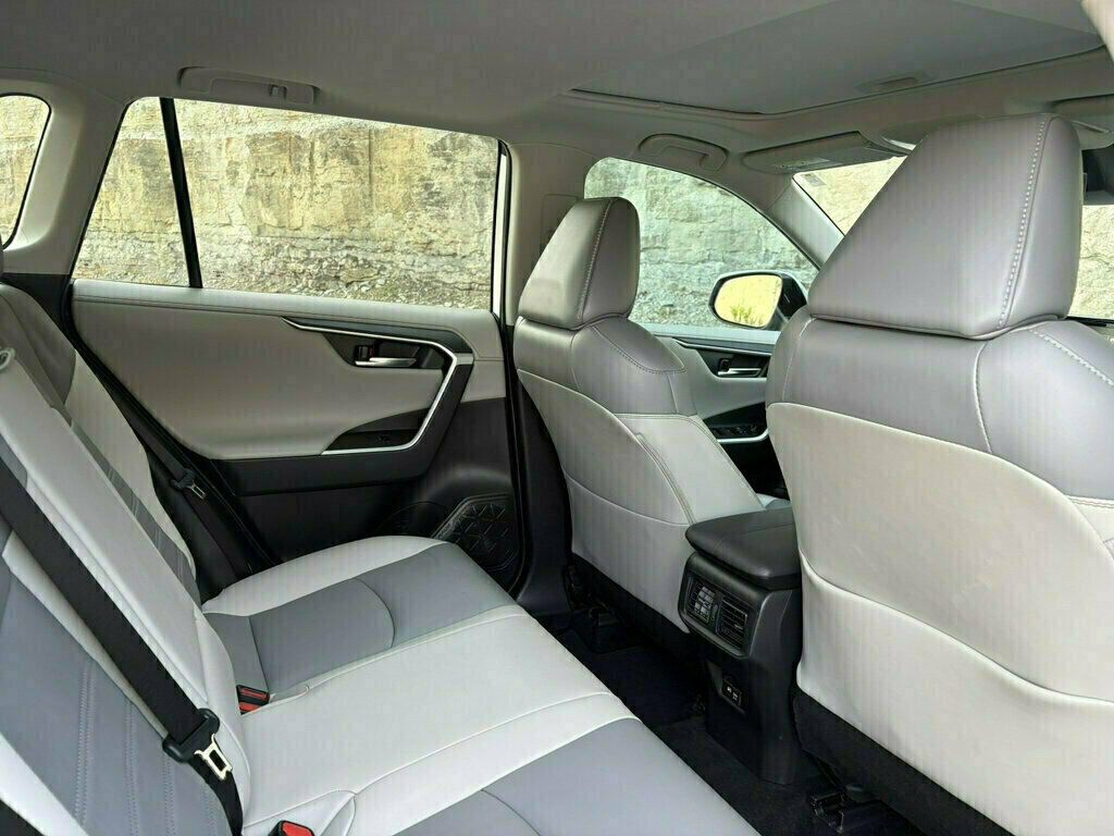 2021 Toyota RAV4 Limited FWD - 23100034 - 21