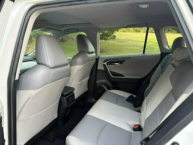 2021 Toyota RAV4 Limited FWD - 23100034 - 26