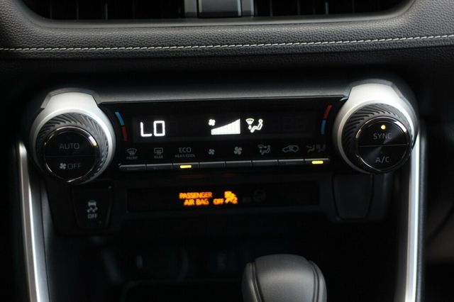 2021 Toyota RAV4 ONE OWNER AWD HYBRID LE  - 23087795 - 14