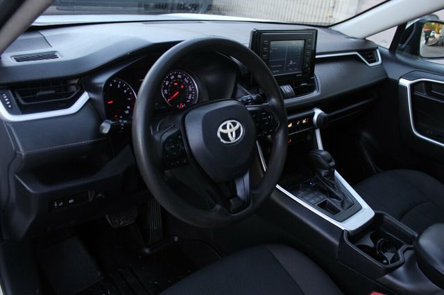 2021 Toyota RAV4 ONE OWNER AWD LE  - 23081007 - 25
