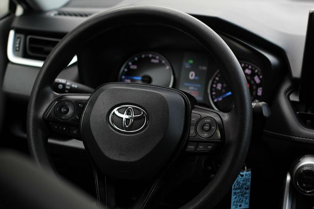 2021 Toyota RAV4 ONE OWNER AWD LE HYBRID W/NEW BRAKE SERVICE - 23080615 - 26