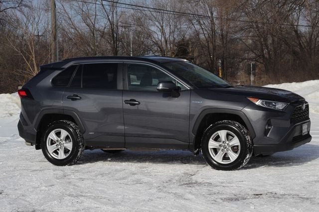 2021 Toyota RAV4 ONE OWNER AWD XLE HYBRID - 22978870 - 0