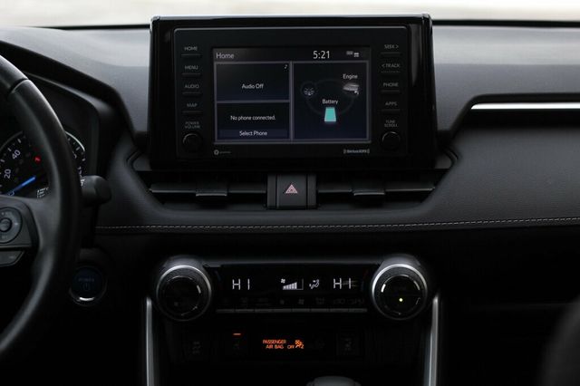 2021 Toyota RAV4 ONE OWNER AWD XLE HYBRID - 22978870 - 12