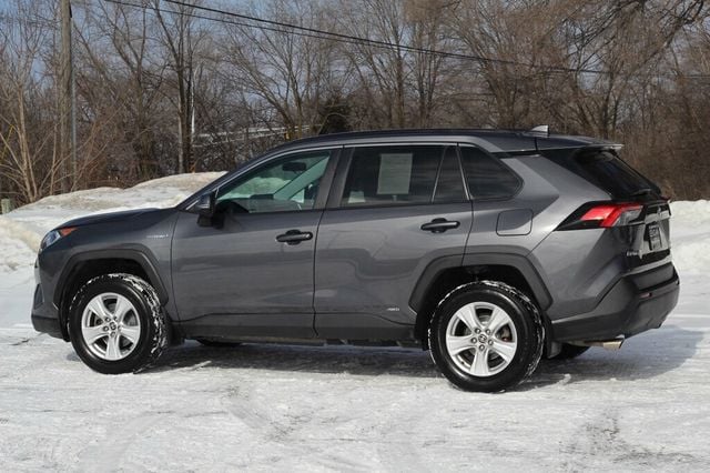 2021 Toyota RAV4 ONE OWNER AWD XLE HYBRID W/ HEATED LEATHER SEATS - 22978870 - 17