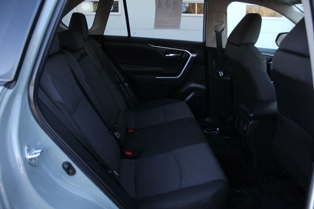 2021 Toyota RAV4 ONE OWNER AWD XLE W/ BRAND NEW TIRES - 22939923 - 9