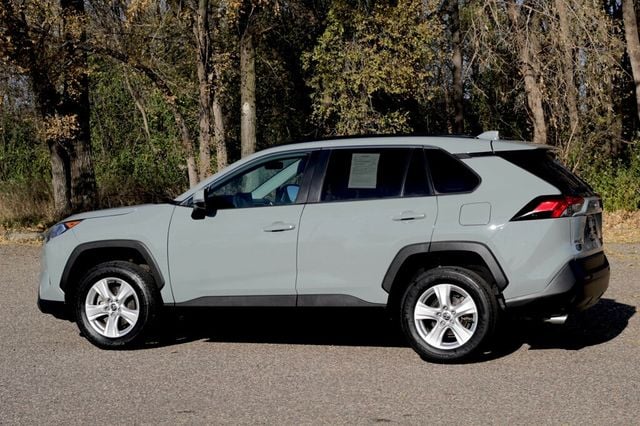 2021 Toyota RAV4 ONE OWNER AWD XLE W/ BRAND NEW TIRES - 22939923 - 17